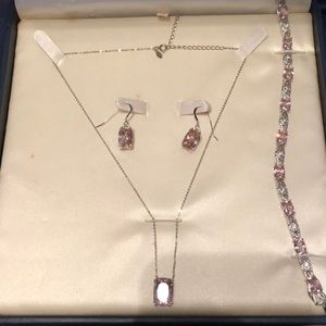 Lovely jewelry set